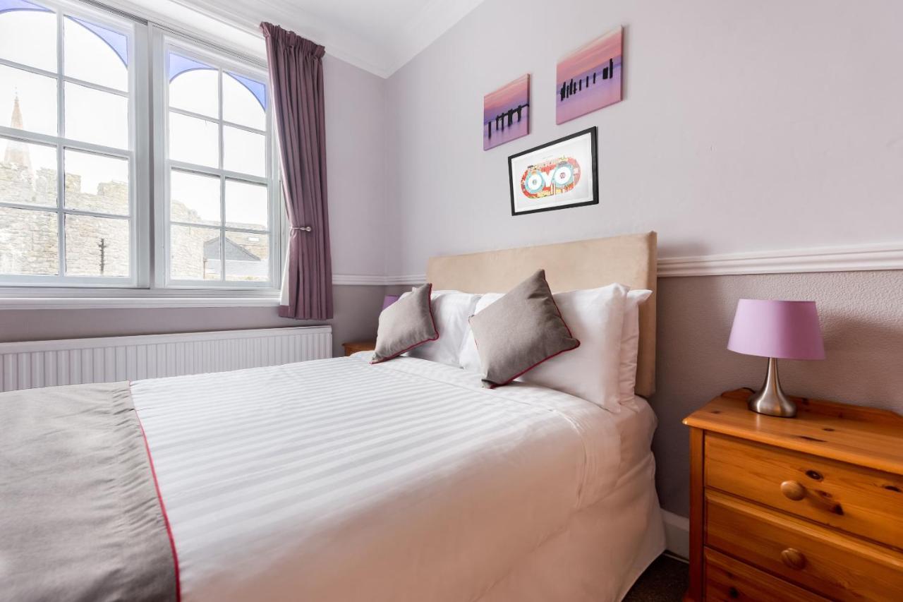 Oyo Timothy'S Hotel Tenby Eksteriør billede