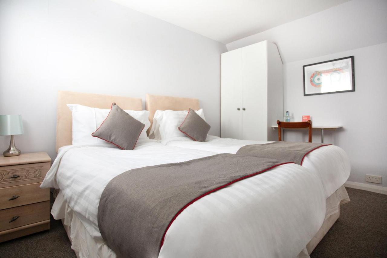 Oyo Timothy'S Hotel Tenby Eksteriør billede